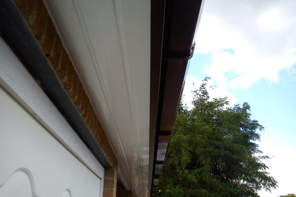 Rosewood fascia with brown square gutter